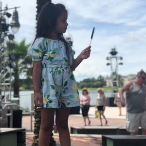 Toddler girl romper old navy like new